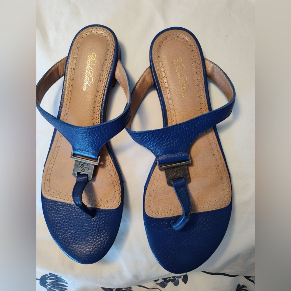Brooks brothers sandals 8.5